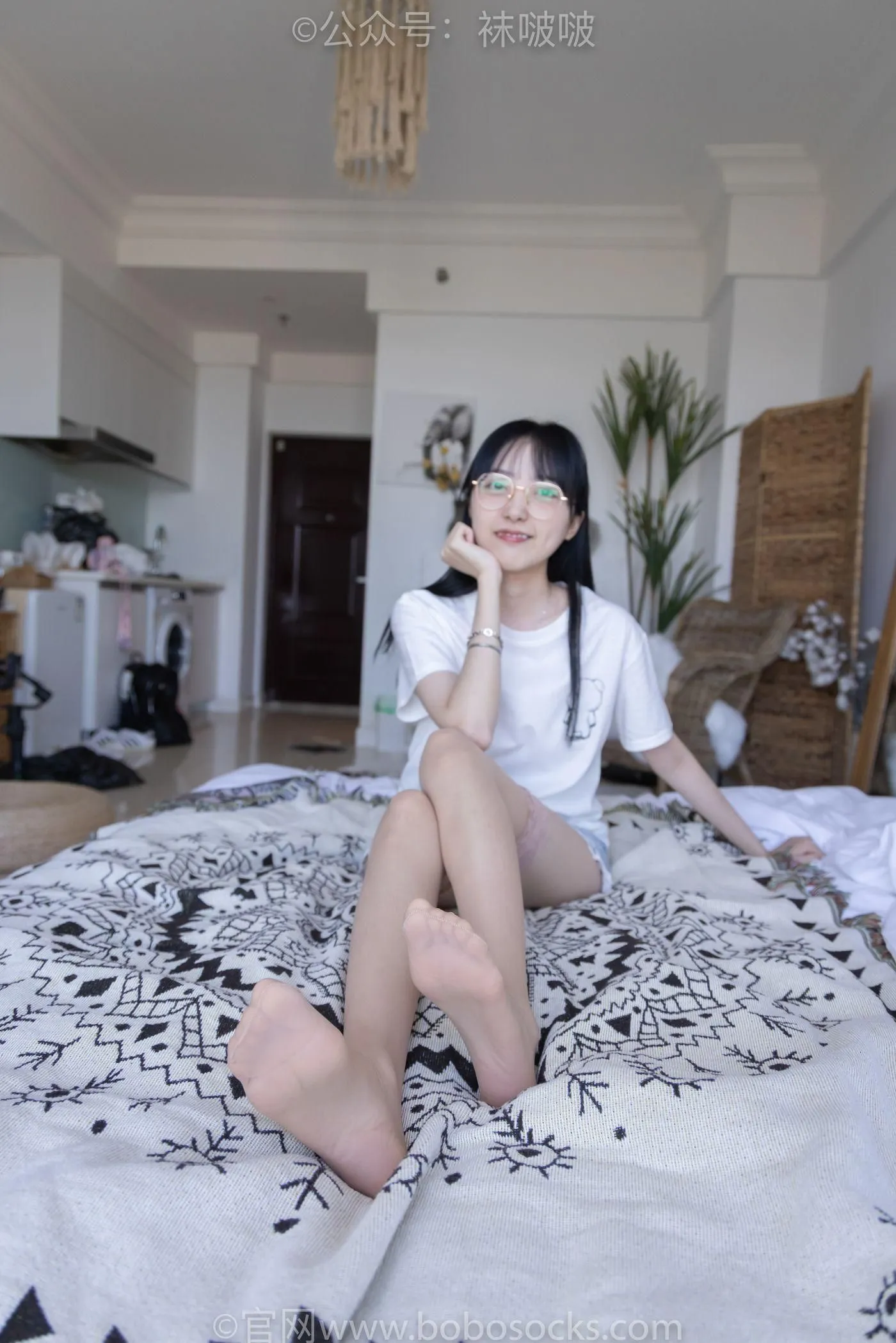 [BoBoSocks袜啵啵]NO.086 稚予-平底鞋、过膝肉丝 [130P]插图1
